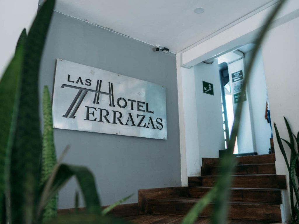 Family Accommodation With Panoramic Views - 2