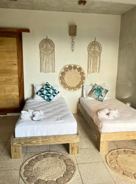 Shanti Surf Camp Gallery Travelisimo