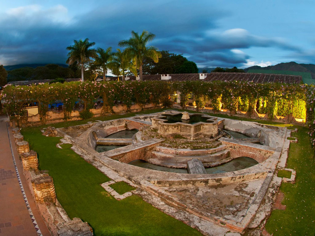 Casa Santo Domingo Gallery Travelisimo