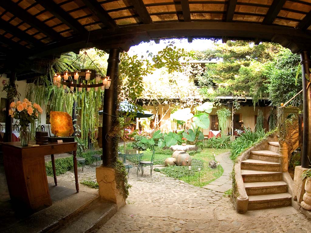 Meson Panza Verde Gallery Travelisimo