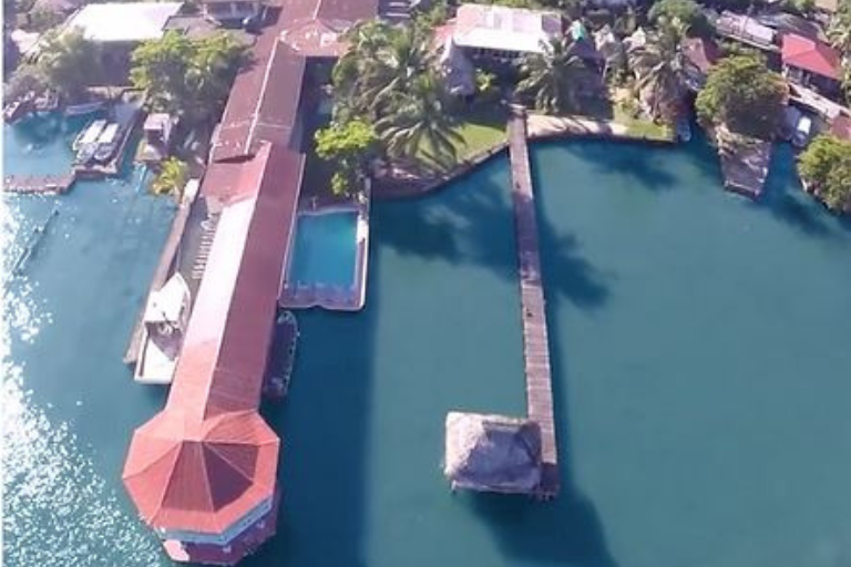 El Delfin Hotel Gallery Travelisimo