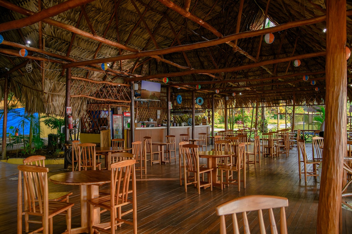 Tropical Resort with Aventura and Relax in Izabal - 3