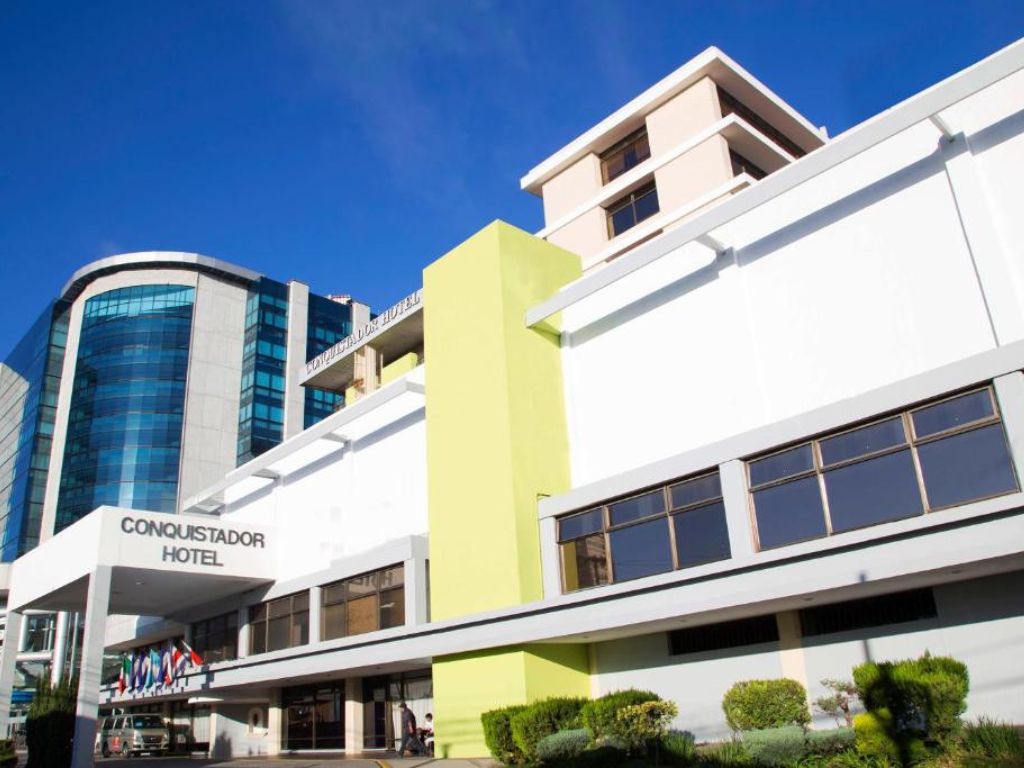 Luxury and Convenience in Guatemala's Financial Center - 3