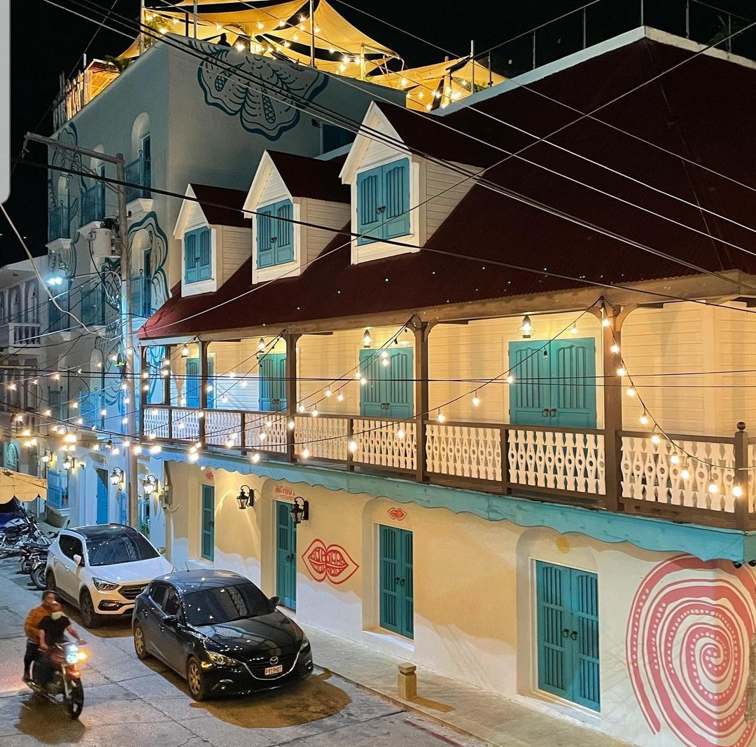 Colorful, Vibrant and Comodo Hotel in Flores - 4