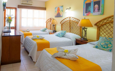 Triple Room