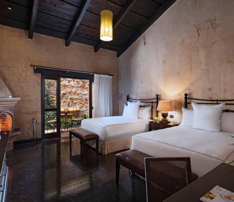 Premium Queen Queen Jacuzzi · Luxury