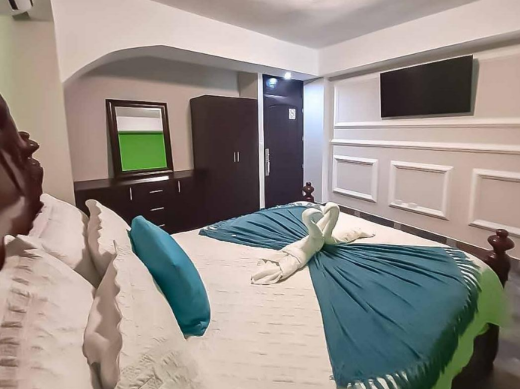 Jr. Suite