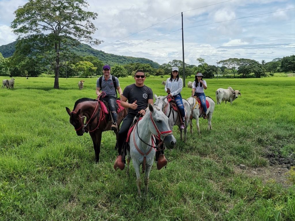 Tour to Caballo in Finca San Buena Aventura - 3