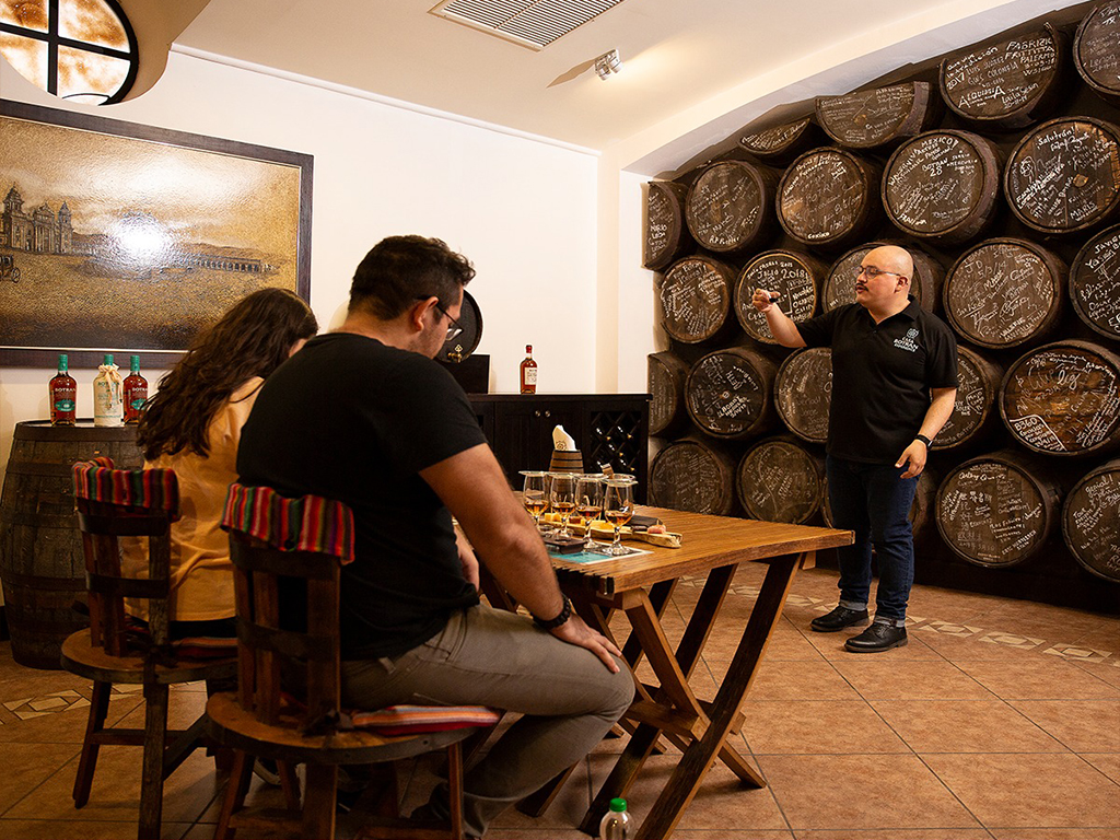 Gallery Travelisimo