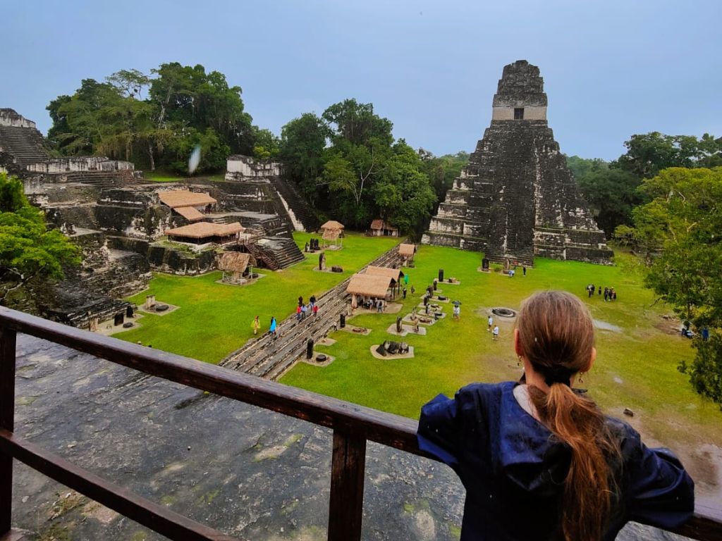 Discover the Mayan culture in Tikal by plane - 1