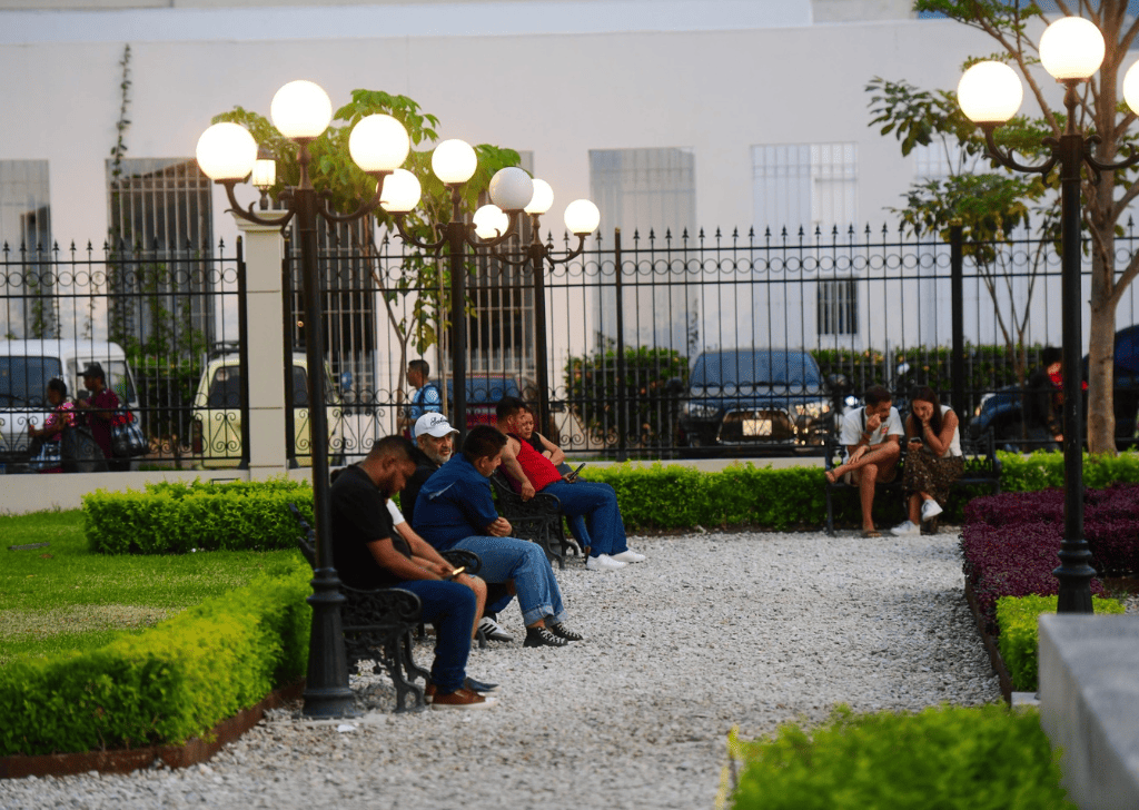 San Salvador and Boquerón: Nature, History and Tourism - 2