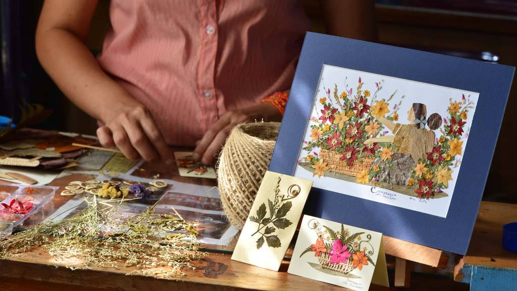 Comasagua Rock Climbing Tour and Flower Art - 4