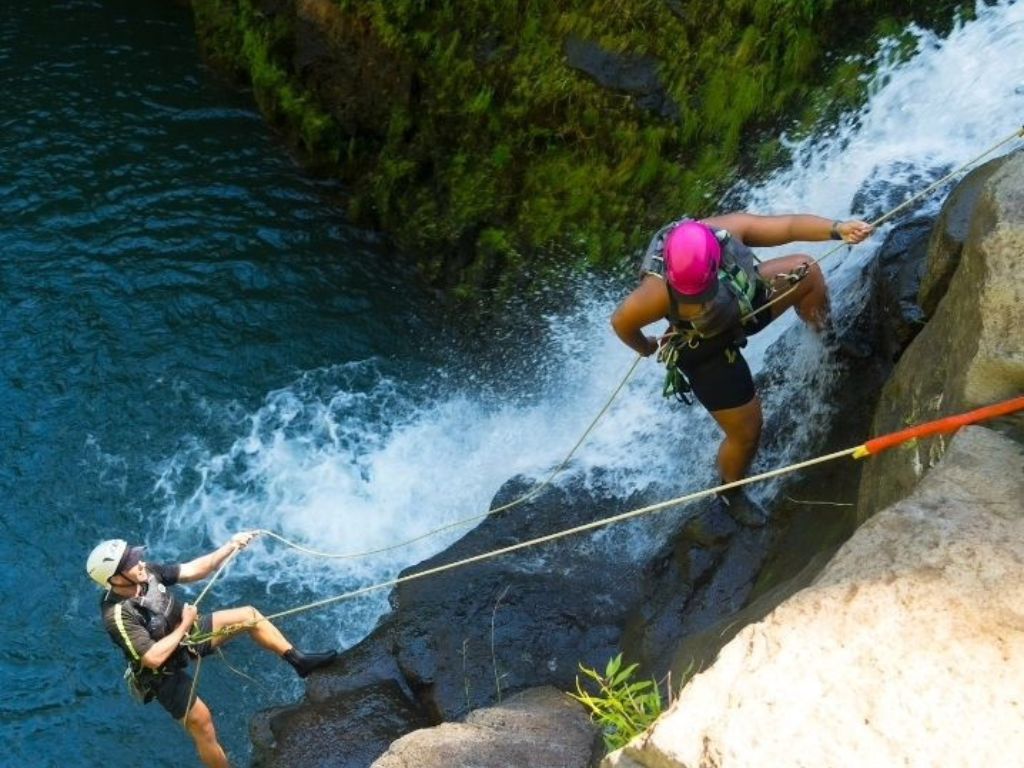 Rappel adventure in the Montebello Cascades - 1