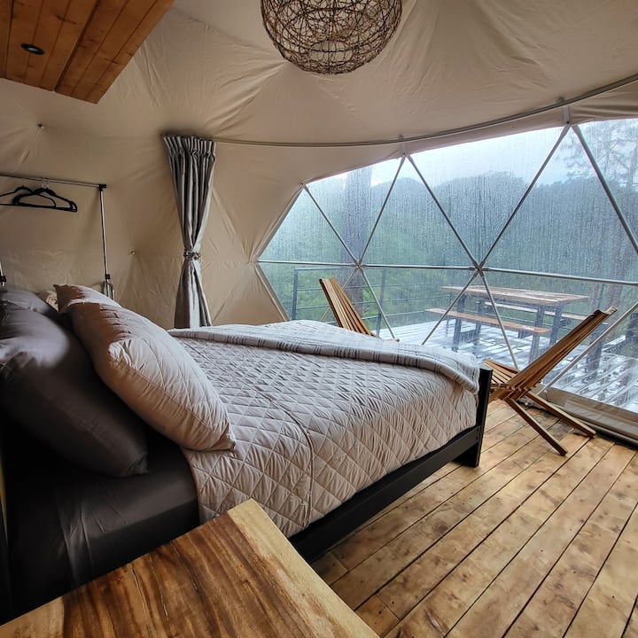 Luxury Glamping in El Salvador: Romance and Nature - 1
