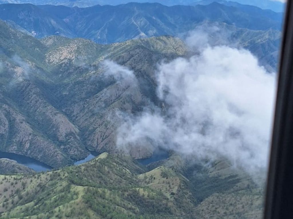 Enjoy this natural paradise on a helicopter ride - 3