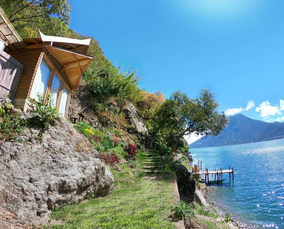 Charming Cabana Style House of the Tree in Lake Atitlan - 1