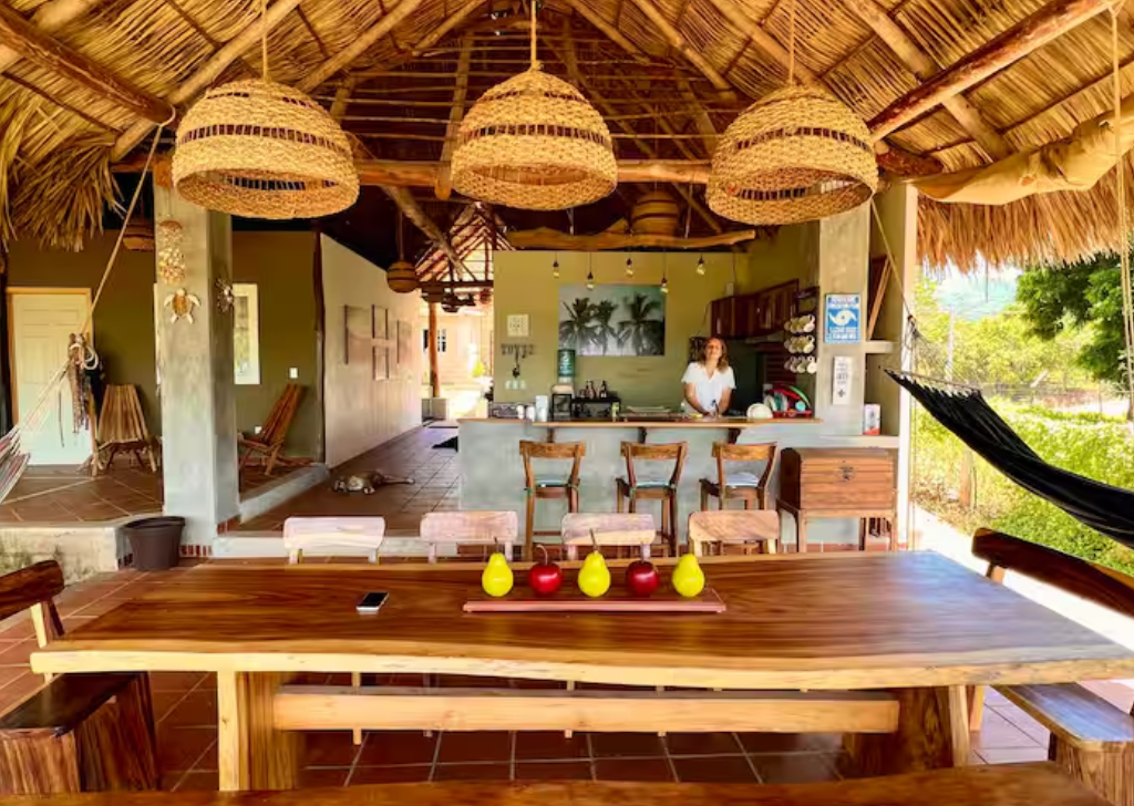Beachfront House in Punta Mango - 4