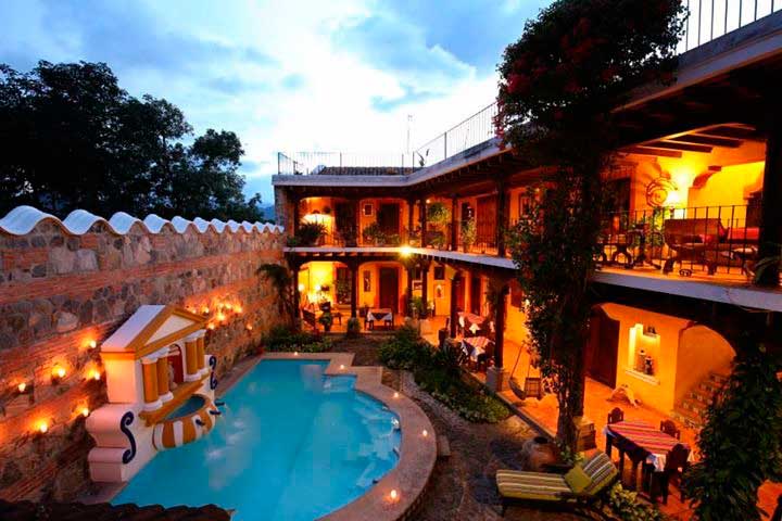 Boutique hotel rental complete with pool and staff - 1
