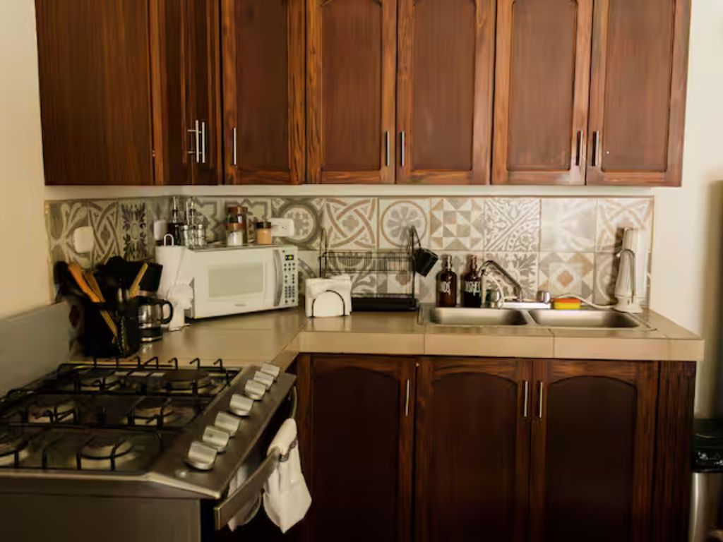 Your cozy retreat near the heart of Antigua - 2