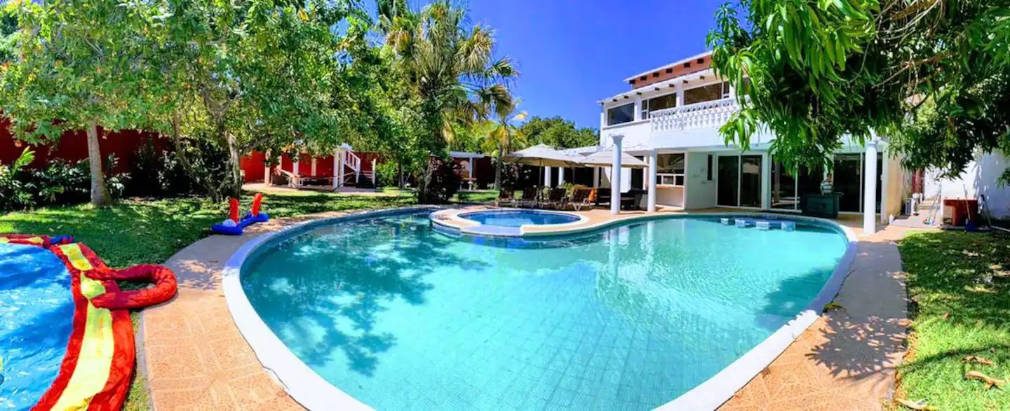 Cozy oasis on the beach - 1