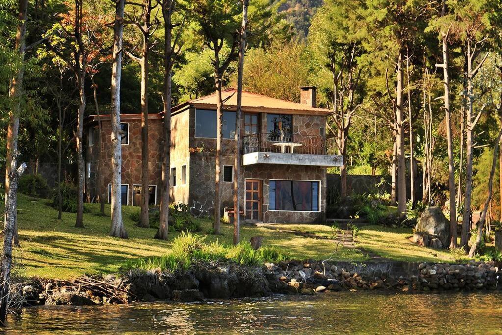 Relax and enjoy stunning and comforting views - 1