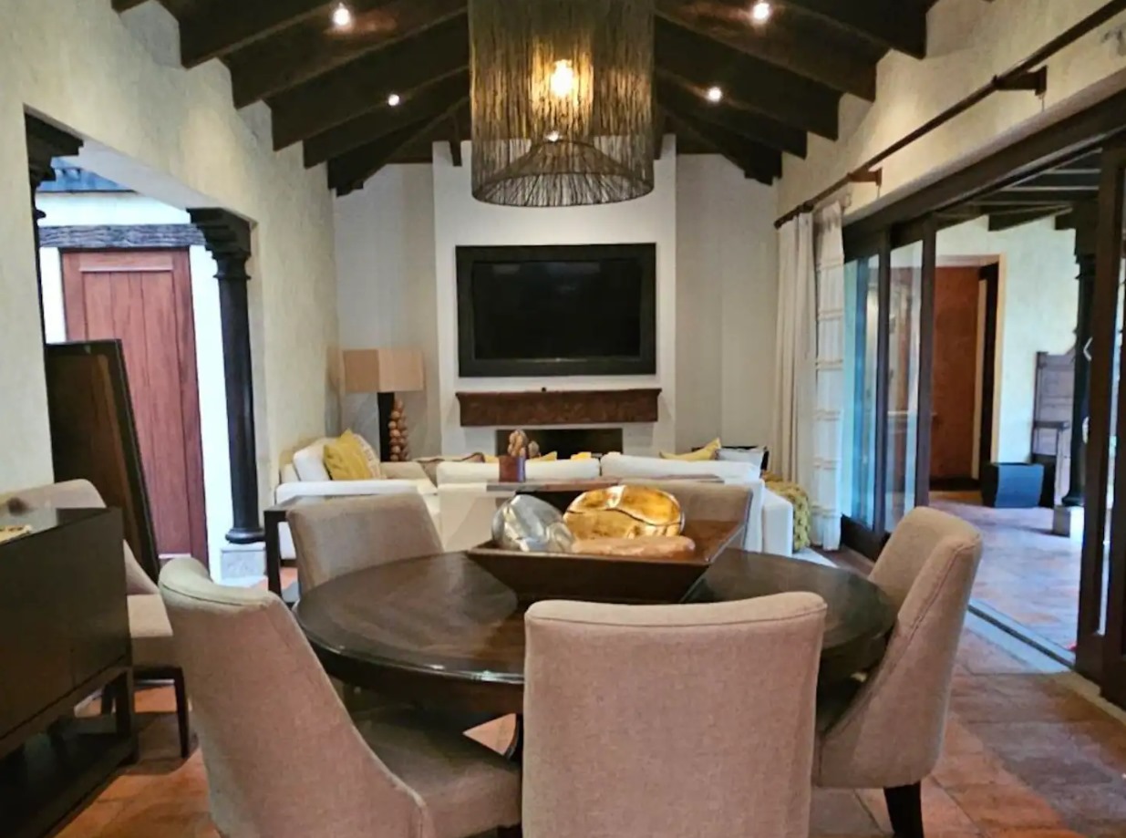 Nice modern house for 7 persons in the heart of Antigua - 1