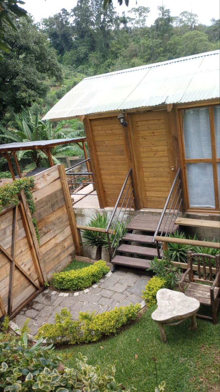 Serene Refuge with Views of Volcanoes in Antigua - 3