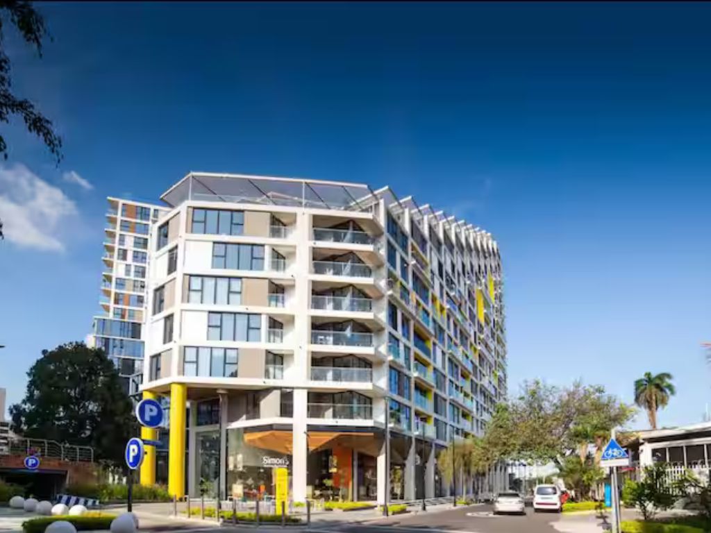 A Modern Space and Welcoming in the Heart of the City - 2