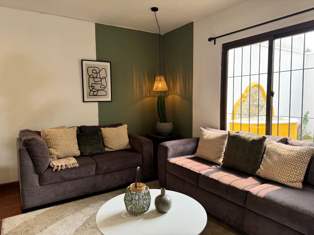 Casa en condominio privado cerca de Antigua Guatemala - 1