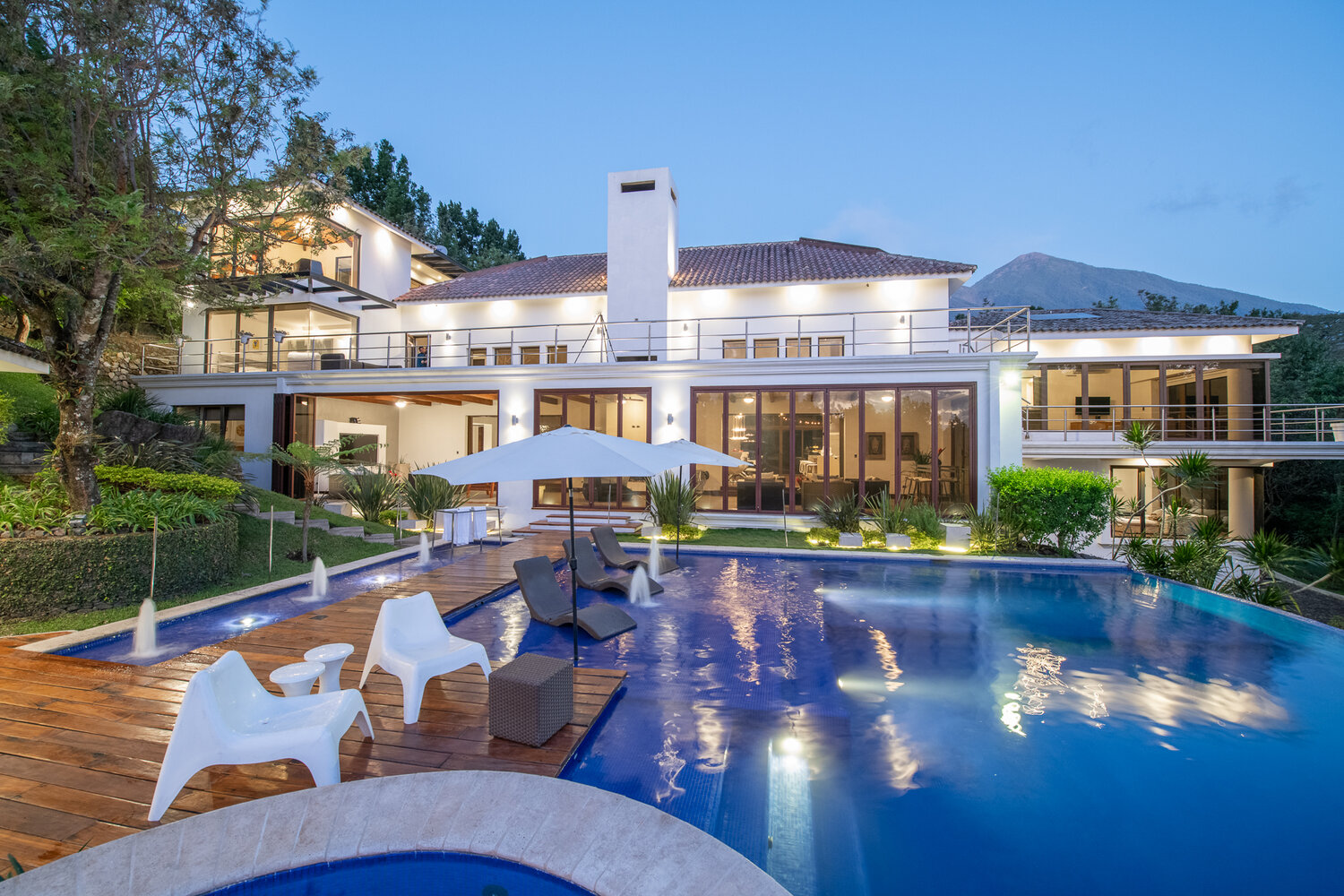 Amazing house surrounded by nature - 1