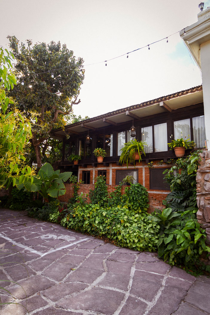 Tree House near the center of Antigua with Pool - 1