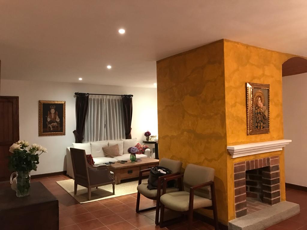 Charming house with all the comforts of home! - 3