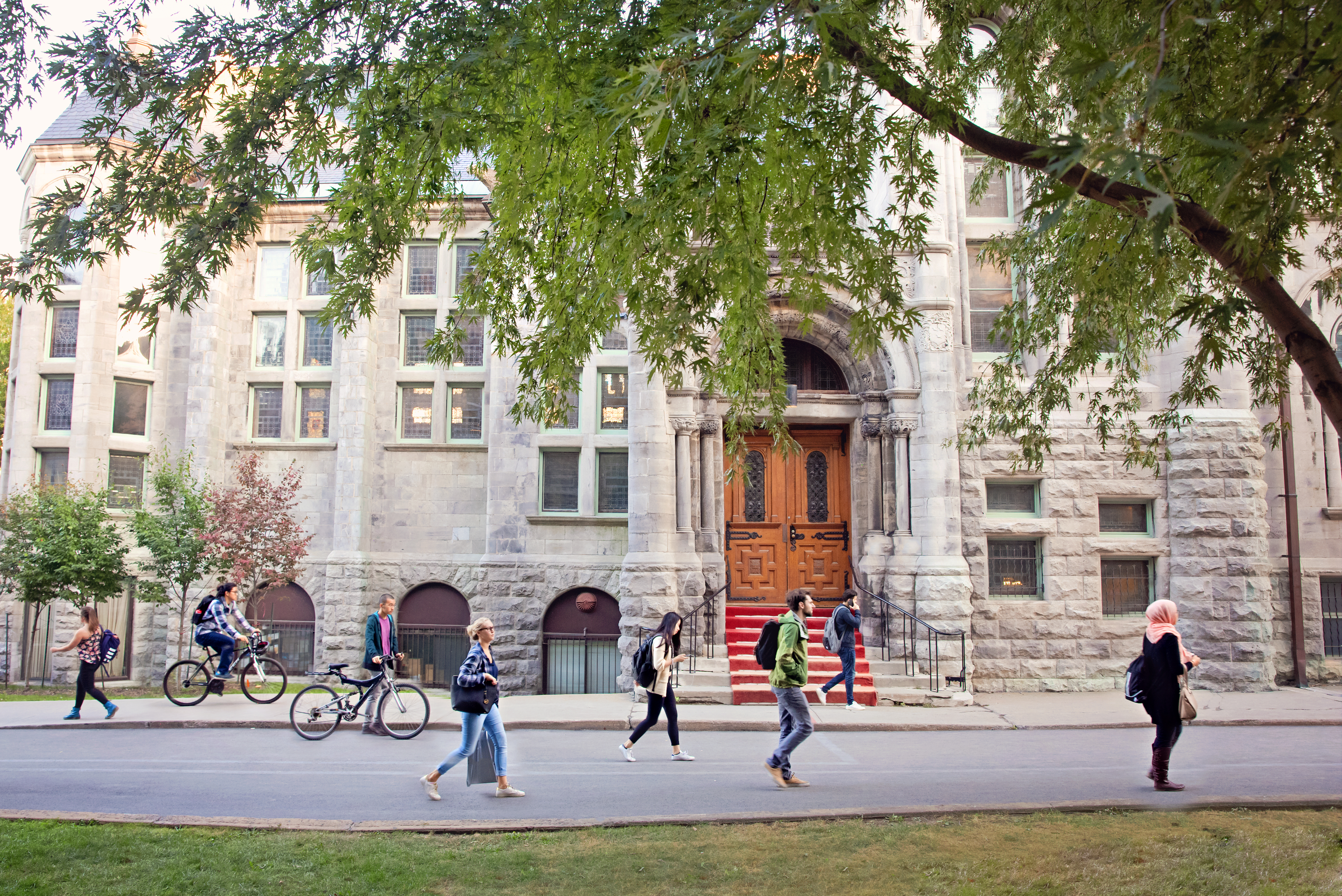 campus_exterior_summer.jpg
